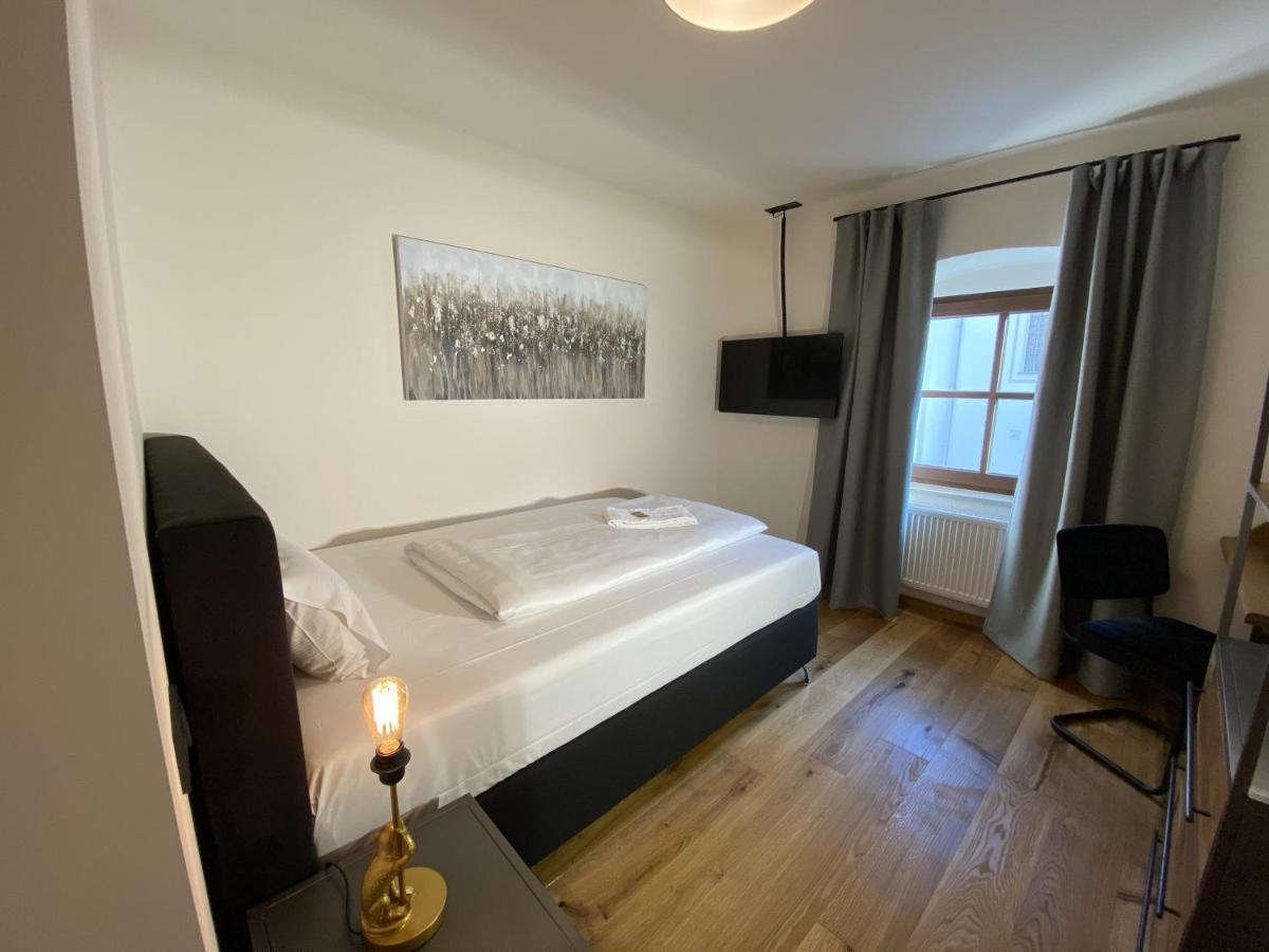 Hotelgasthof Kirchenwirt Schierling Luaran gambar