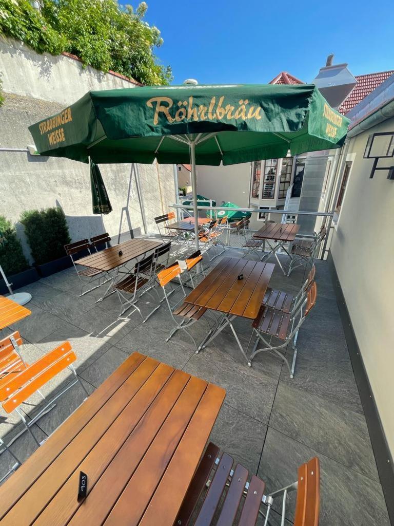 Hotelgasthof Kirchenwirt Schierling Luaran gambar